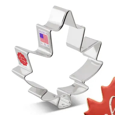 maple leaf large cookie cutter