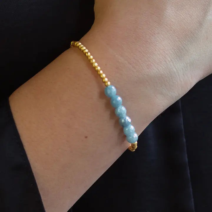 GILDED GOLD ROW BRACELET AQUAMARINE