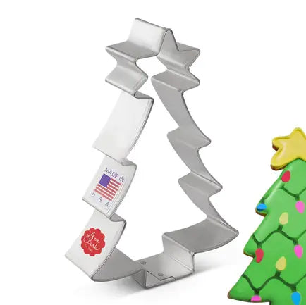 tree with star cookie cutter