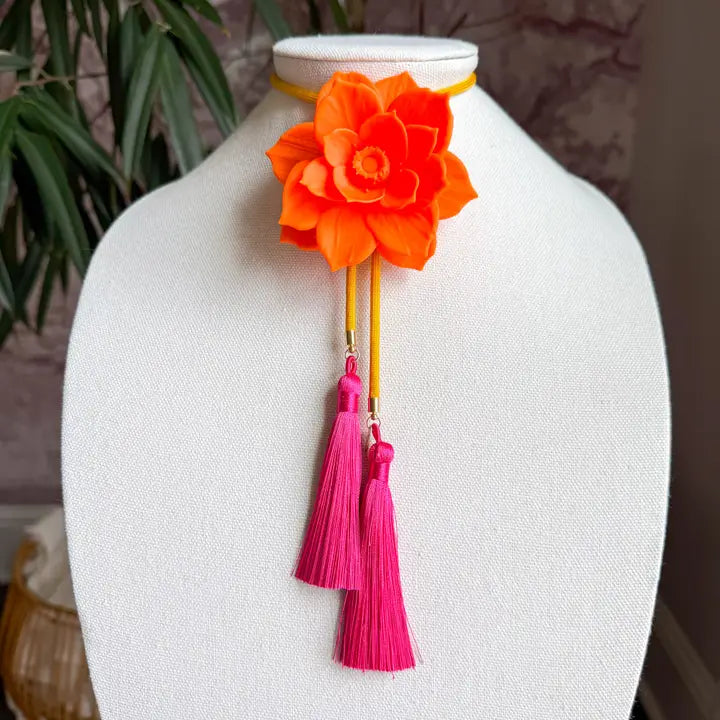 LOTUS FLOWER BOLO