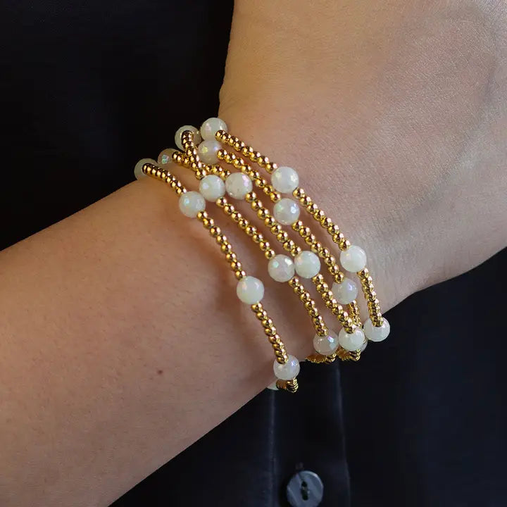 GILDED GOLD DOT BRACELET WHITE JADE