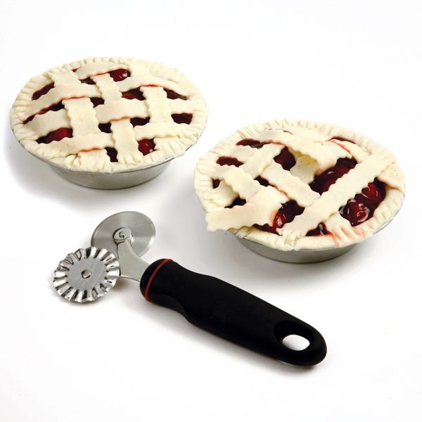 GRIP EZ RAVIOLI PASTRY CUTTER