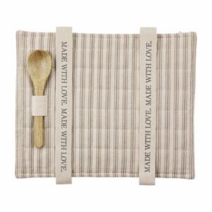 Made Love Casserole Holder Set