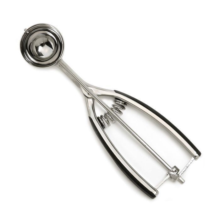 GRIP-EZ SCOOP, SANTOPRENE HANDLE, 37MM