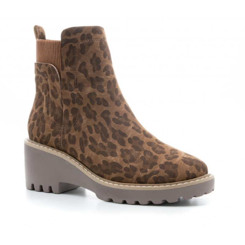 "Basic" Boot in Brown Leopard