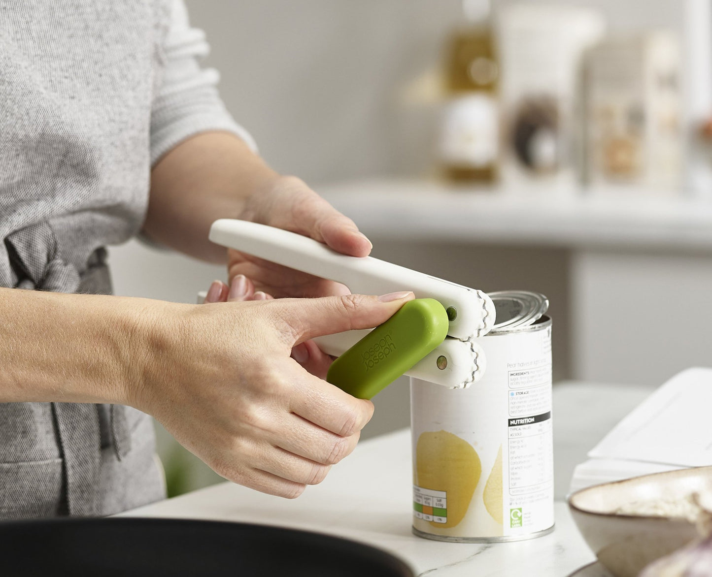 Pivot 3-In-1 Can Opener