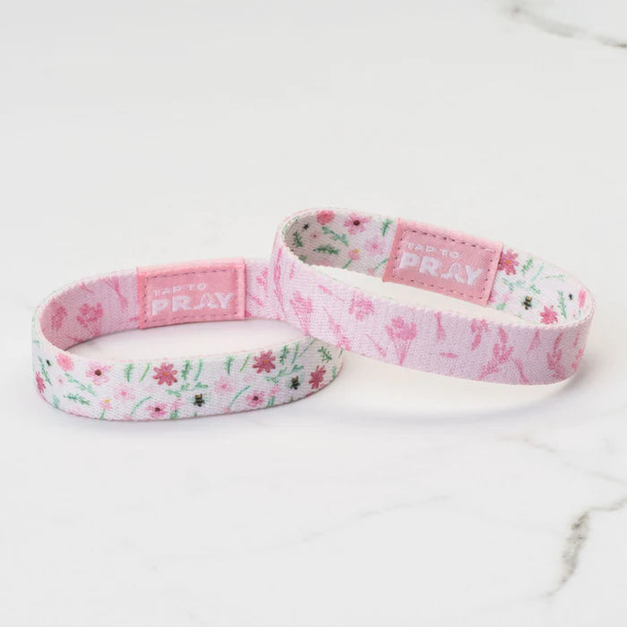 TAP TO PRAY WRISTBAND MEADOWS WHITE