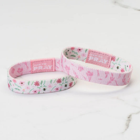 TAP TO PRAY WRISTBAND MEADOWS WHITE