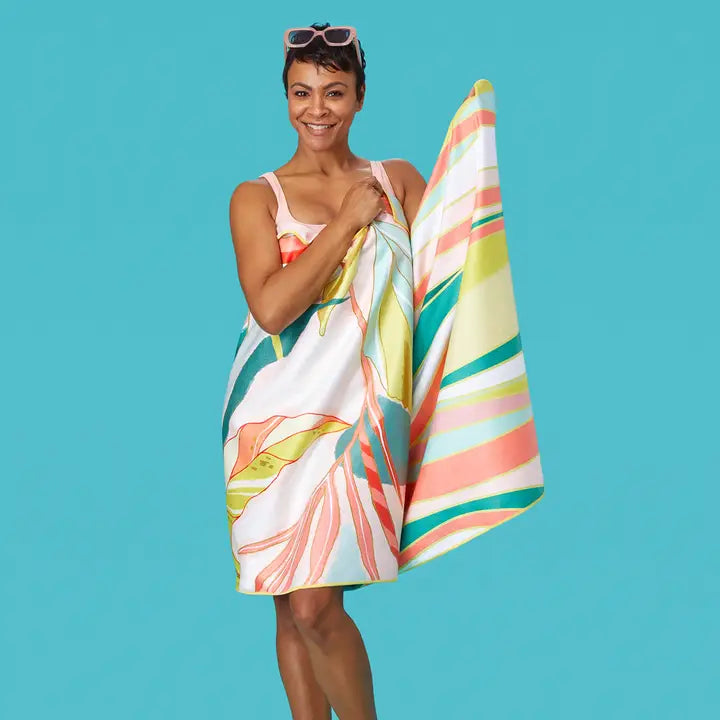 EXOTIC LEAVES MICROFIBER BEACH TOWEL