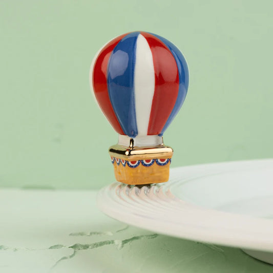 RED, WHITE, AND BALLOON MINI