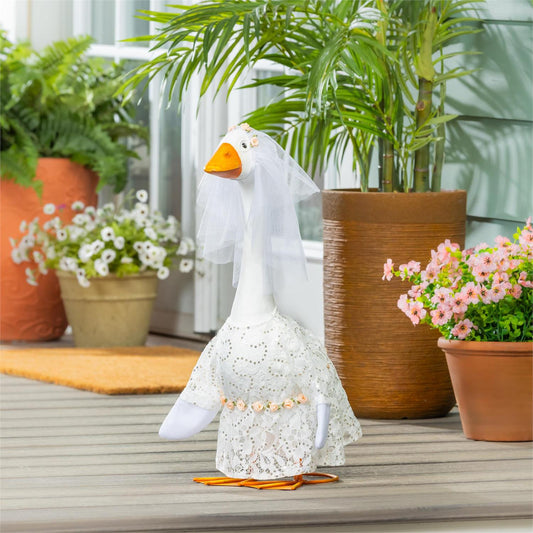 GOOSE OUTFIT BRIDE