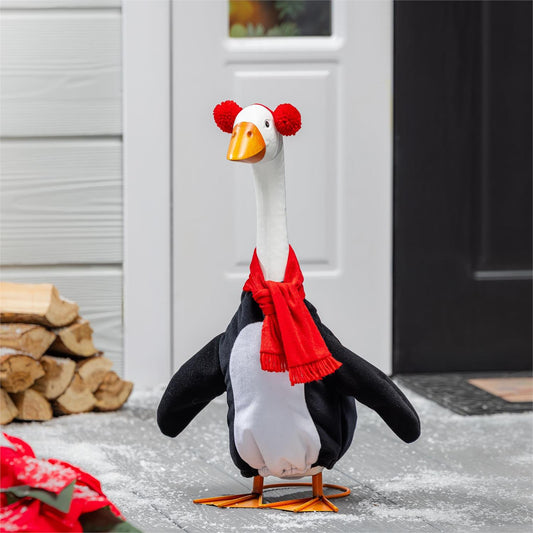 GOOSE OUTFIT WINTER PENGUIN