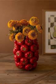 TOMATOES VASE